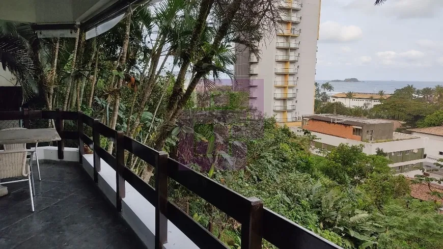 Foto 1 de Sobrado com 4 Quartos à venda, 330m² em Enseada, Guarujá