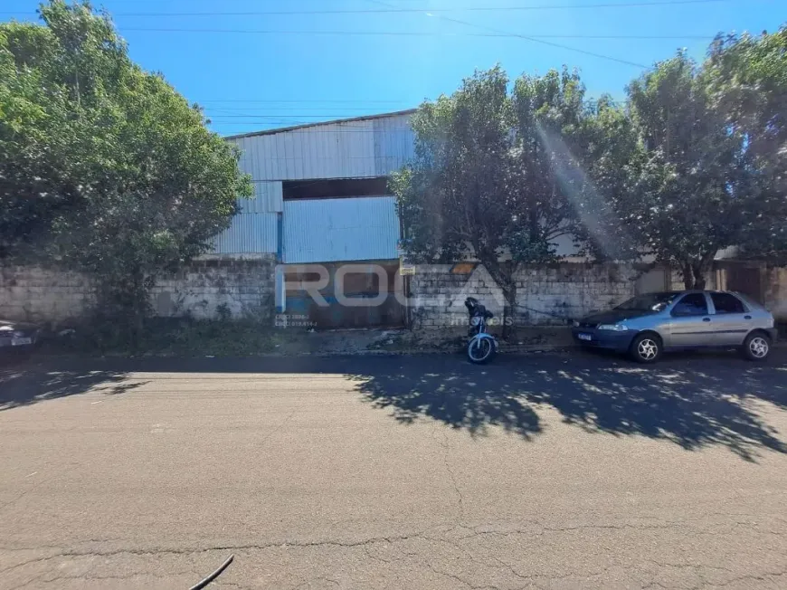 Foto 1 de Galpão/Depósito/Armazém para venda ou aluguel, 760m² em Jardim Munique, São Carlos