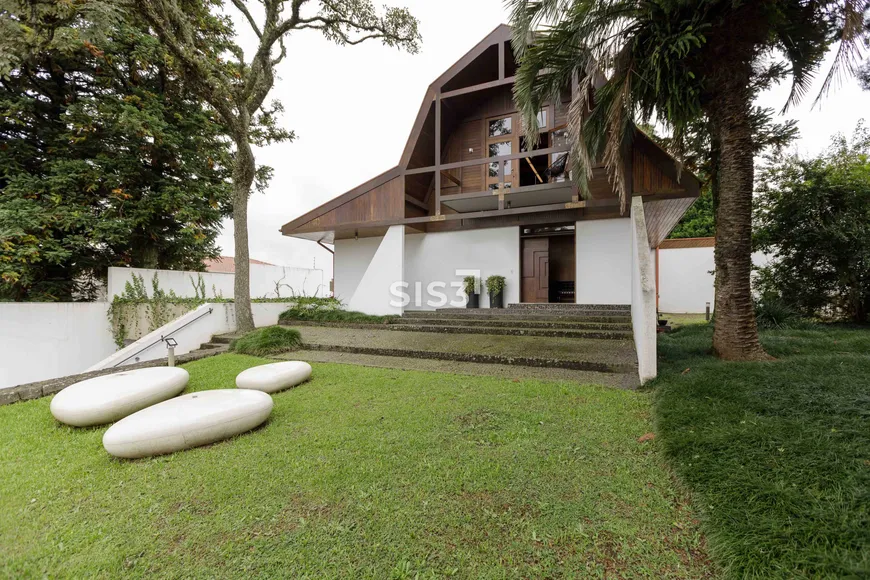 Foto 1 de Casa com 2 Quartos à venda, 430m² em Mercês, Curitiba