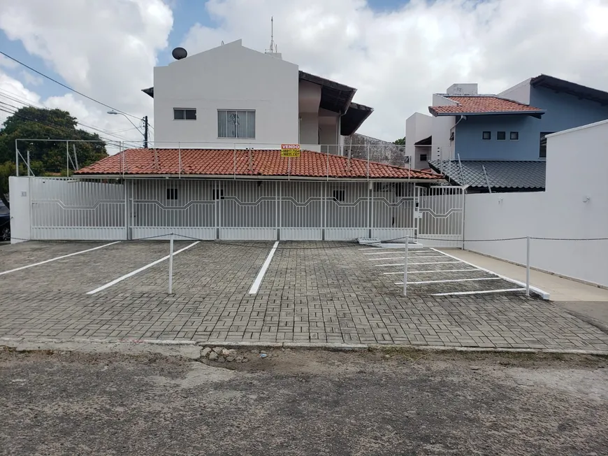 Foto 1 de Sobrado com 11 Quartos à venda, 517m² em Parque Manibura, Fortaleza