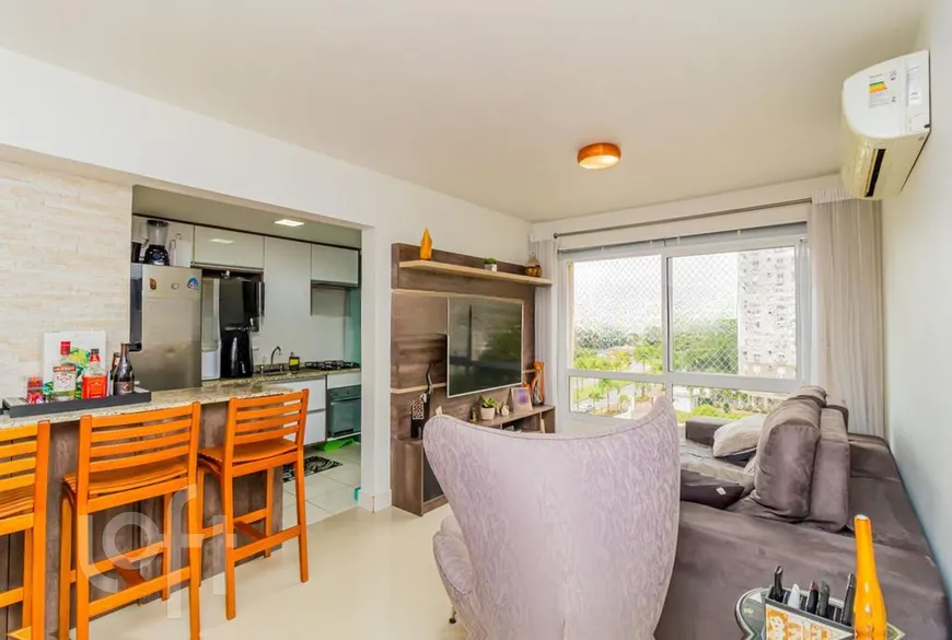 Foto 1 de Apartamento com 3 Quartos à venda, 82m² em Jardim Carvalho, Porto Alegre