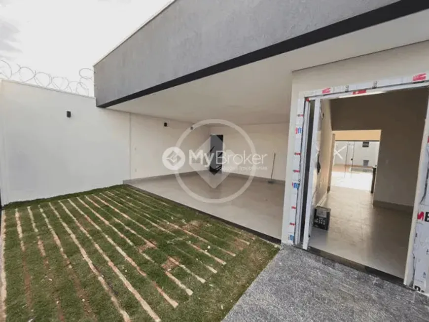 Foto 1 de Casa com 3 Quartos à venda, 149m² em Novo Mundo, Uberlândia