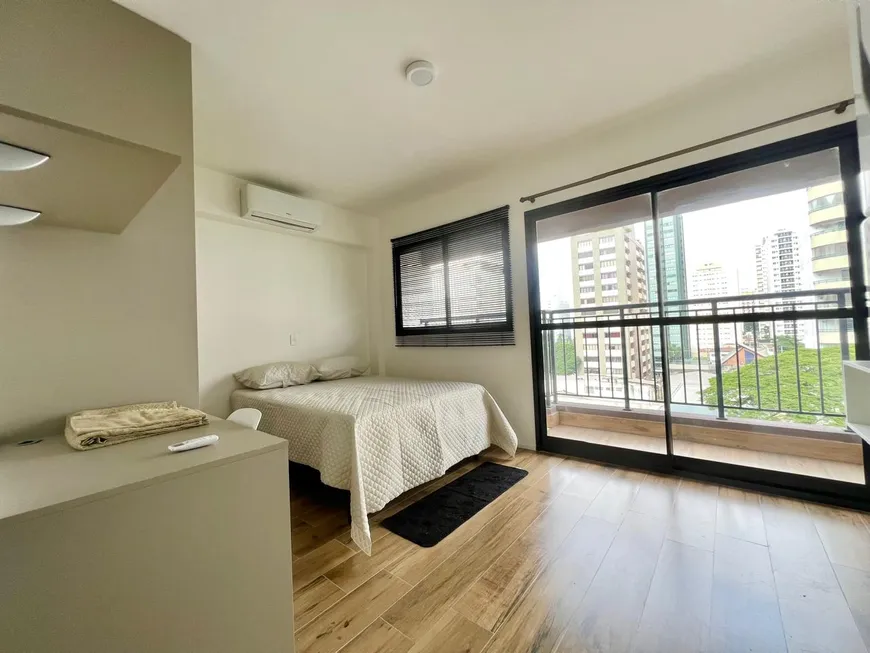 Foto 1 de Apartamento com 1 Quarto para alugar, 25m² em Campo Belo, São Paulo