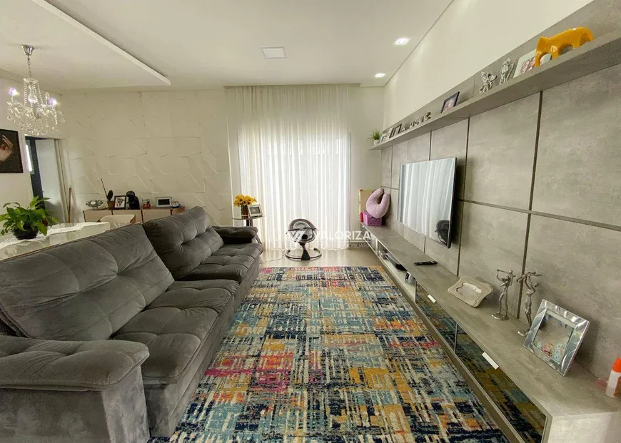 Foto 1 de Casa de Condomínio com 3 Quartos à venda, 212m² em Jardim Novo Horizonte, Sorocaba