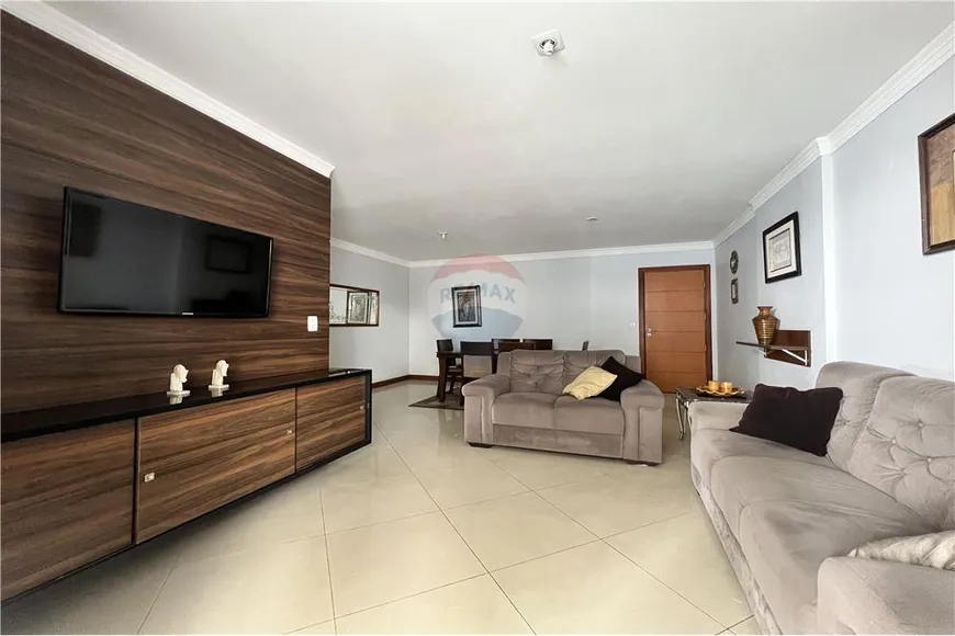 Foto 1 de Apartamento com 4 Quartos à venda, 175m² em Praia de Itaparica, Vila Velha