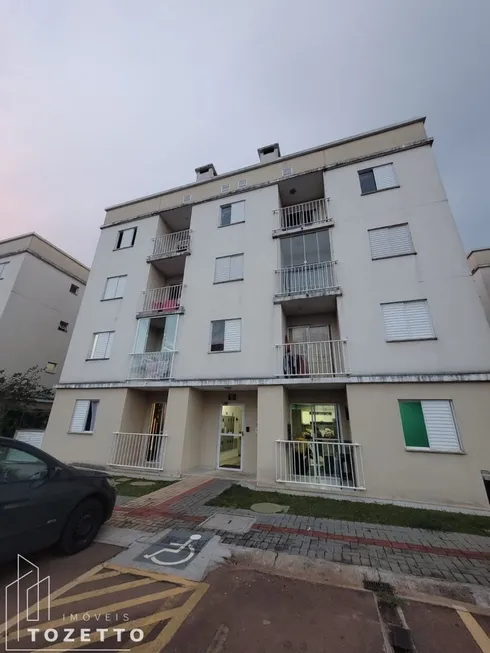 Foto 1 de Apartamento com 2 Quartos à venda, 54m² em Uvaranas, Ponta Grossa