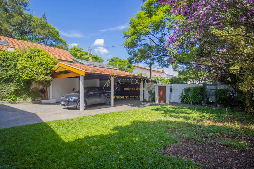 Foto 1 de Casa com 5 Quartos à venda, 340m² em Jardim Petrópolis, São Paulo