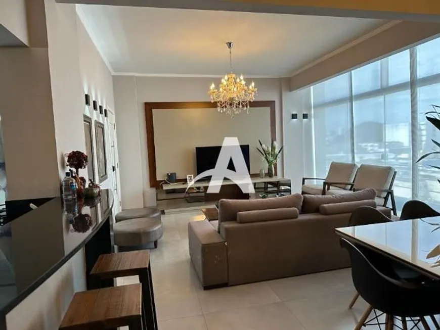 Foto 1 de Apartamento com 3 Quartos para alugar, 155m² em Centro, Uberlândia