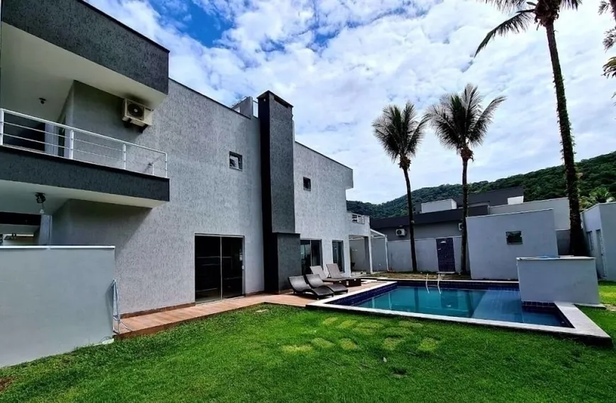 Foto 1 de Casa de Condomínio com 4 Quartos à venda, 282m² em Massaguaçu, Caraguatatuba