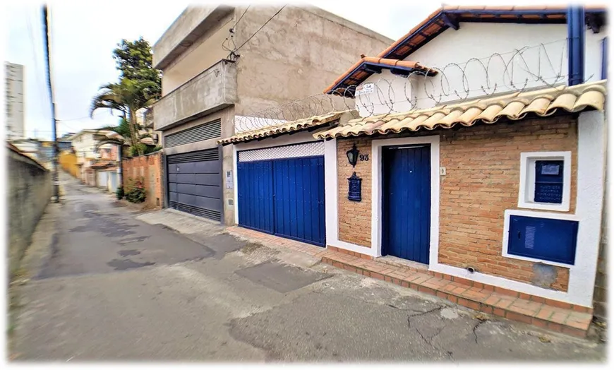 Foto 1 de Casa com 2 Quartos à venda, 80m² em Vila Mazzei, São Paulo