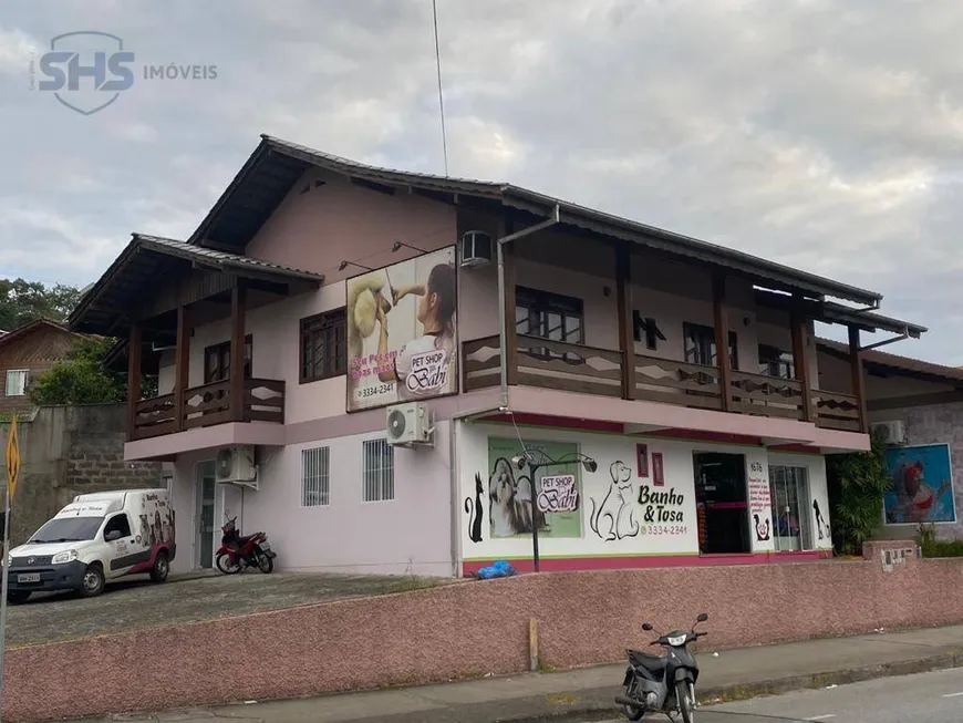 Foto 1 de Casa com 3 Quartos à venda, 320m² em Itoupava Norte, Blumenau