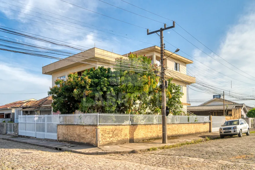 Foto 1 de Casa com 3 Quartos à venda, 379m² em Santo Antônio de Pádua, Tubarão