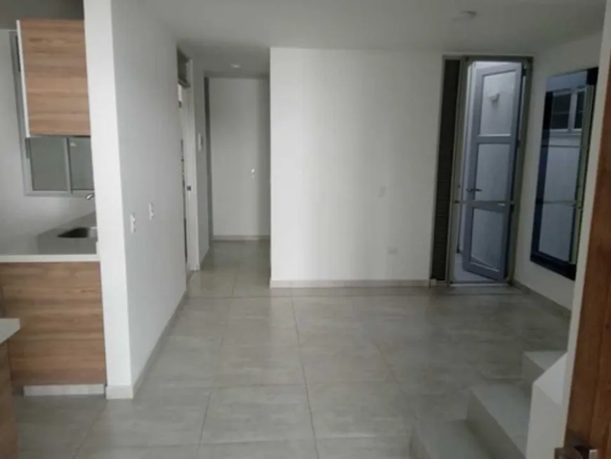 Foto 1 de Casa com 2 Quartos à venda, 90m² em Alto das Pombas, Salvador