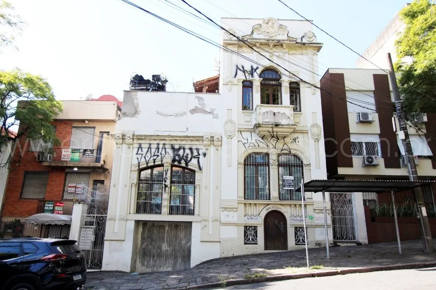 Foto 1 de Apartamento com 2 Quartos à venda, 141m² em Independência, Porto Alegre