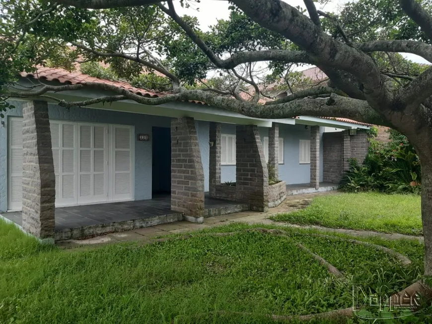 Foto 1 de Casa com 4 Quartos à venda, 410m² em Centro, Tramandaí