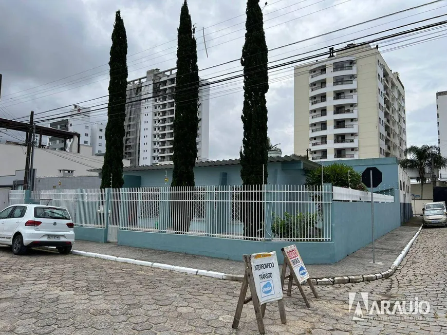 Foto 1 de Casa com 4 Quartos à venda, 130m² em Sao Joao, Itajaí