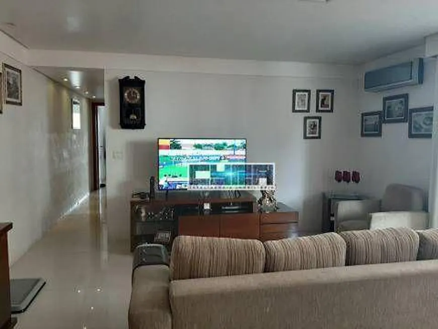 Foto 1 de Apartamento com 2 Quartos à venda, 91m² em Gonzaga, Santos