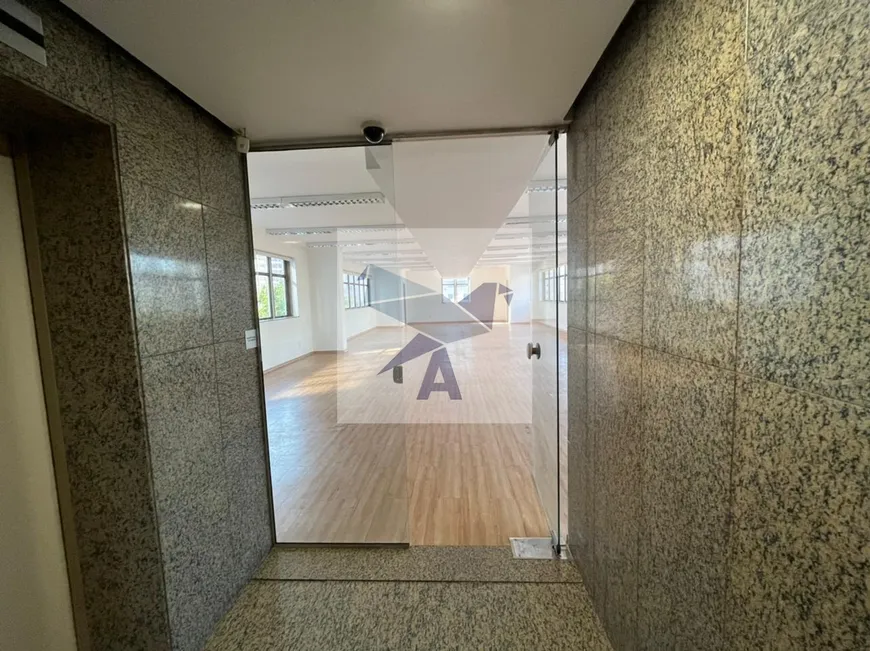 Foto 1 de Sala Comercial para alugar, 200m² em Funcionários, Belo Horizonte