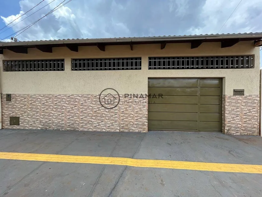 Foto 1 de Casa com 2 Quartos à venda, 200m² em Residencial Antônio Carlos Pires, Goiânia