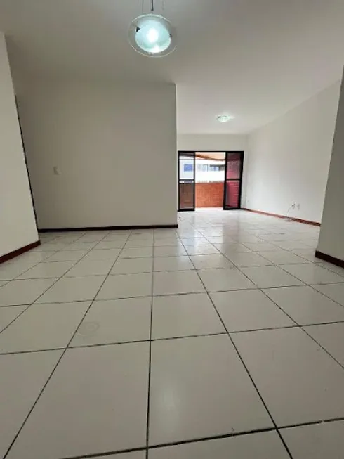 Foto 1 de Apartamento com 3 Quartos à venda, 98m² em Ponta Verde, Maceió