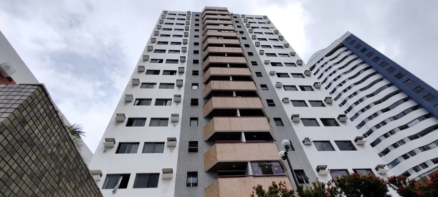 Foto 1 de Apartamento com 2 Quartos à venda, 75m² em Itaigara, Salvador