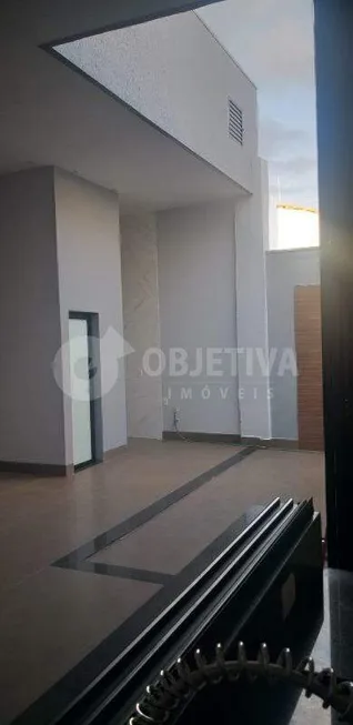 Foto 1 de Casa com 3 Quartos à venda, 200m² em Jardim Botânico, Uberlândia