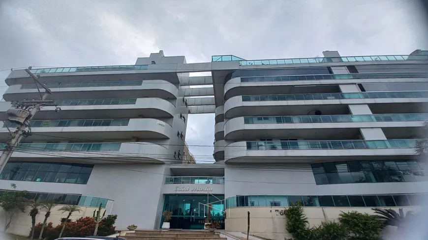 Foto 1 de Apartamento com 3 Quartos para venda ou aluguel, 140m² em Braga, Cabo Frio