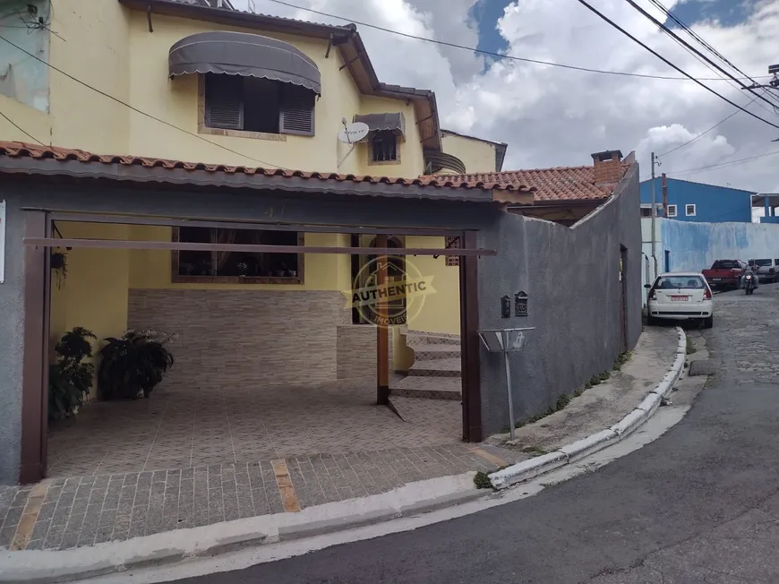 Foto 1 de Sobrado com 3 Quartos à venda, 110m² em Vila Bela Vista, São Paulo