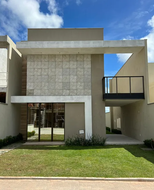 Foto 1 de Casa com 3 Quartos à venda, 148m² em Lagoa Redonda, Fortaleza