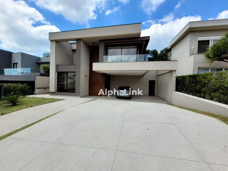 Foto 1 de Casa de Condomínio com 3 Quartos à venda, 372m² em Alphaville, Santana de Parnaíba