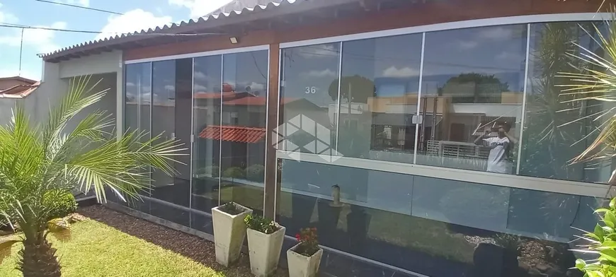 Foto 1 de Casa com 3 Quartos à venda, 78m² em Salgado Filho, Gravataí