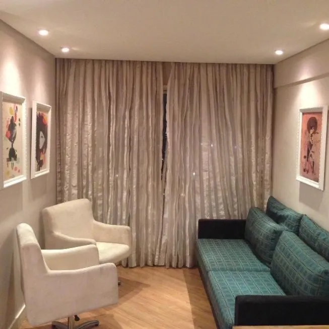 Foto 1 de Apartamento com 3 Quartos à venda, 70m² em Aclimação, São Paulo