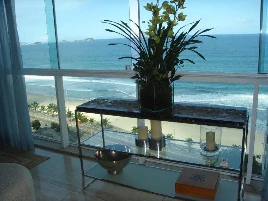 Foto 1 de Apartamento com 3 Quartos para venda ou aluguel, 250m² em São Conrado, Rio de Janeiro