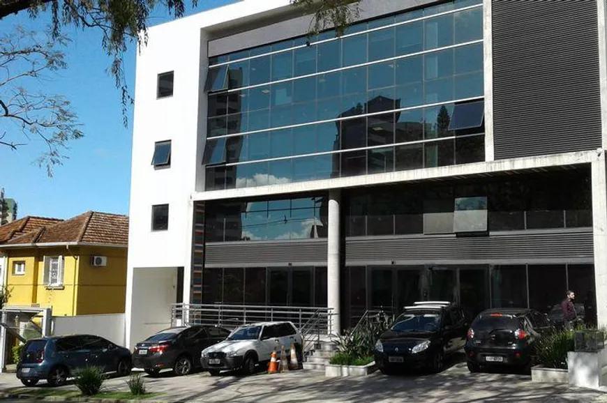 Foto 1 de Ponto Comercial para alugar, 680m² em Petrópolis, Porto Alegre