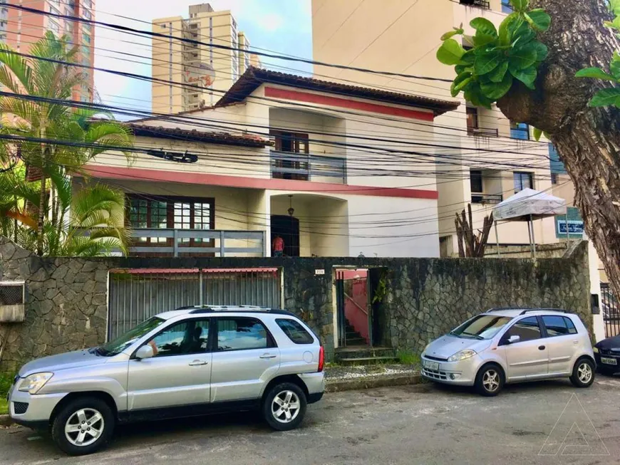 Foto 1 de Casa com 5 Quartos à venda, 410m² em Pituba, Salvador