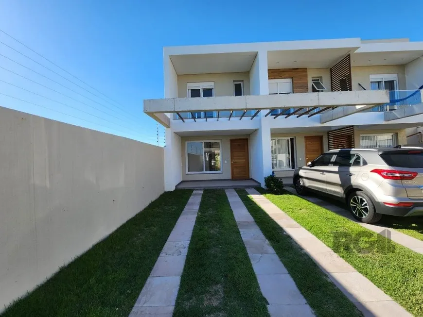 Foto 1 de Casa de Condomínio com 2 Quartos à venda, 157m² em Zona Nova, Capão da Canoa
