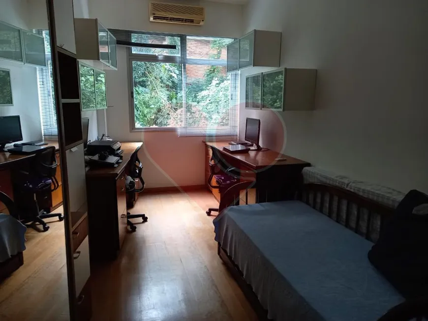 Foto 1 de Apartamento com 3 Quartos à venda, 150m² em Leblon, Rio de Janeiro