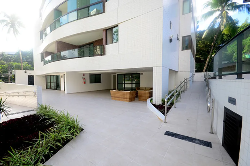 Foto 1 de Apartamento com 4 Quartos à venda, 140m² em Monteiro, Recife