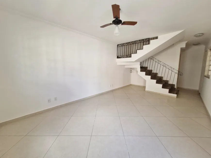 Foto 1 de Casa de Condomínio com 3 Quartos à venda, 120m² em Santa Mônica, Feira de Santana