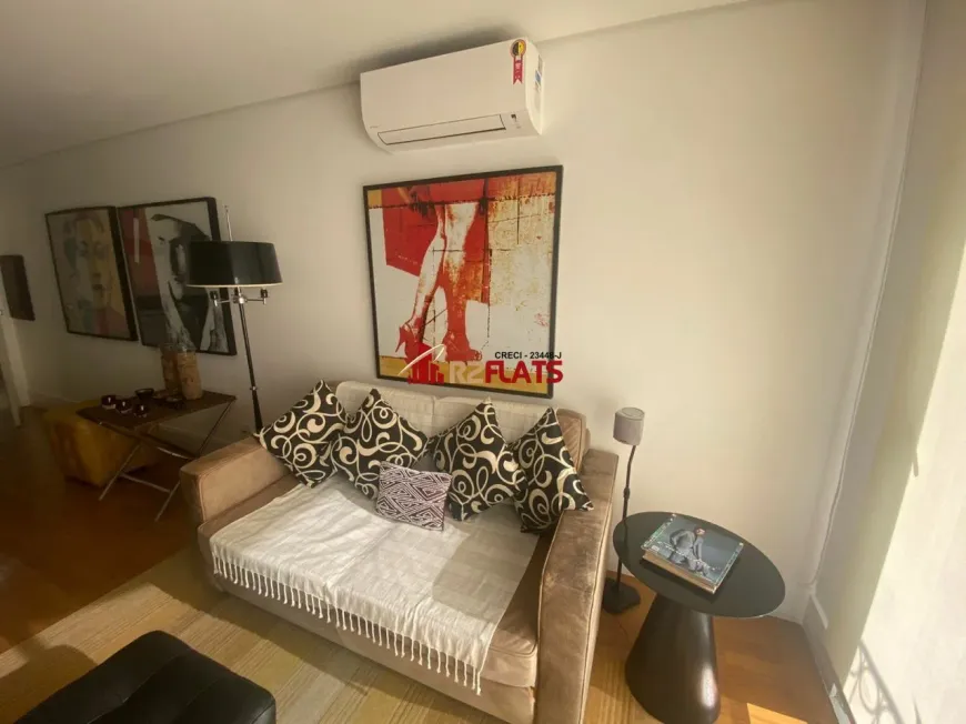 Foto 1 de Flat com 2 Quartos à venda, 64m² em Jardins, São Paulo