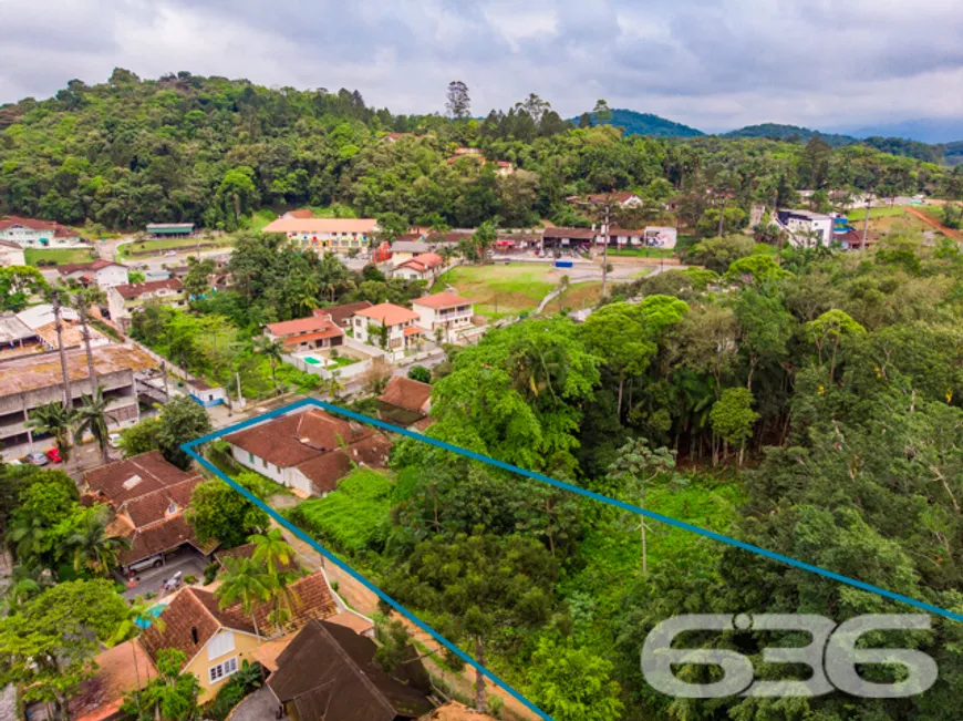 Foto 1 de Lote/Terreno à venda, 5479m² em Glória, Joinville