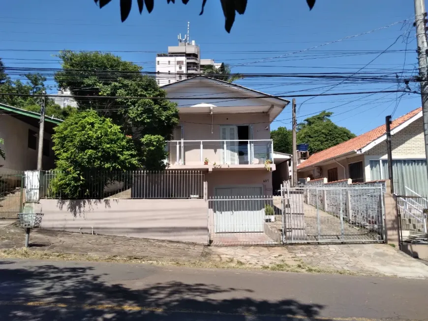 Foto 1 de Casa com 3 Quartos à venda, 260m² em Vila Nova, Novo Hamburgo