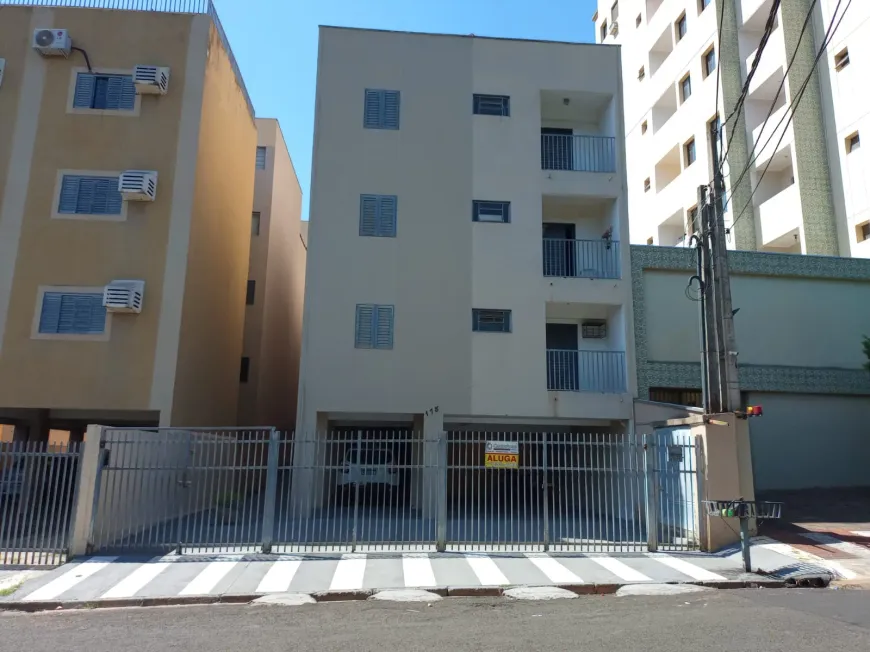Foto 1 de Apartamento com 3 Quartos para alugar, 90m² em Jardim Panorama, São José do Rio Preto