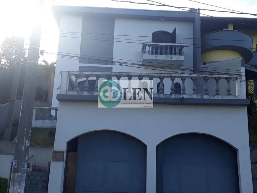 Foto 1 de Casa com 3 Quartos à venda, 160m² em Barbosa, Arujá