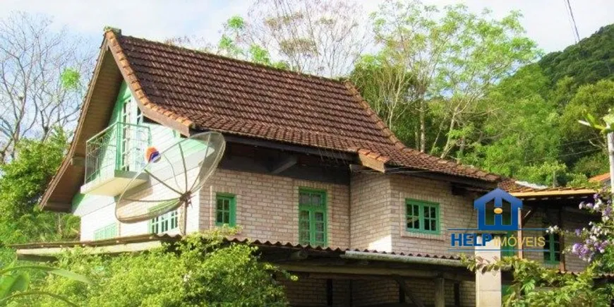 Foto 1 de Casa com 3 Quartos à venda, 120m² em Sambaqui, Florianópolis