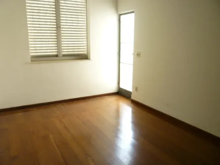 Foto 1 de Apartamento com 3 Quartos para alugar, 85m² em Itapoã, Belo Horizonte