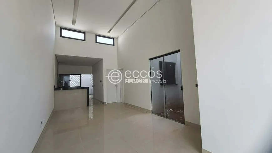 Foto 1 de Casa com 3 Quartos à venda, 91m² em Novo Mundo, Uberlândia