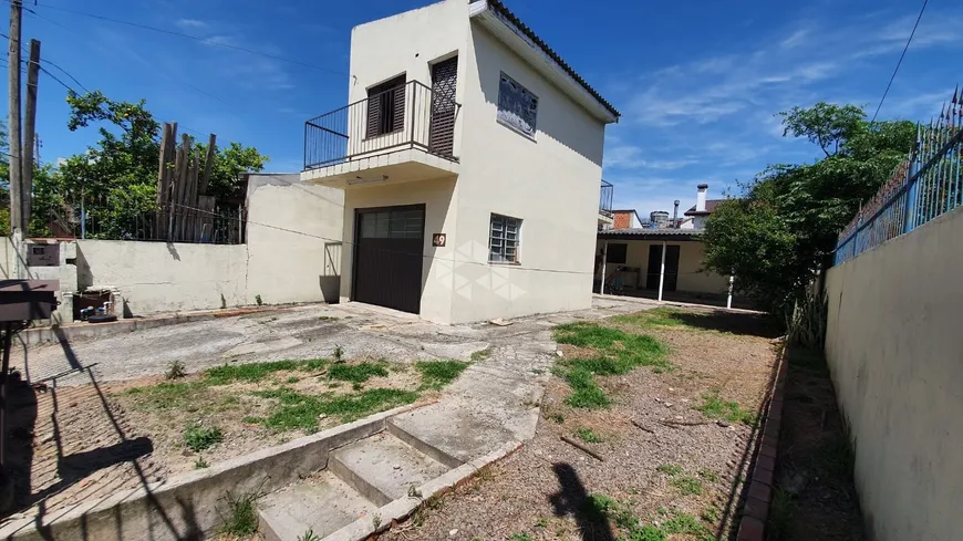 Foto 1 de Casa com 2 Quartos à venda, 65m² em Patronato, Santa Maria