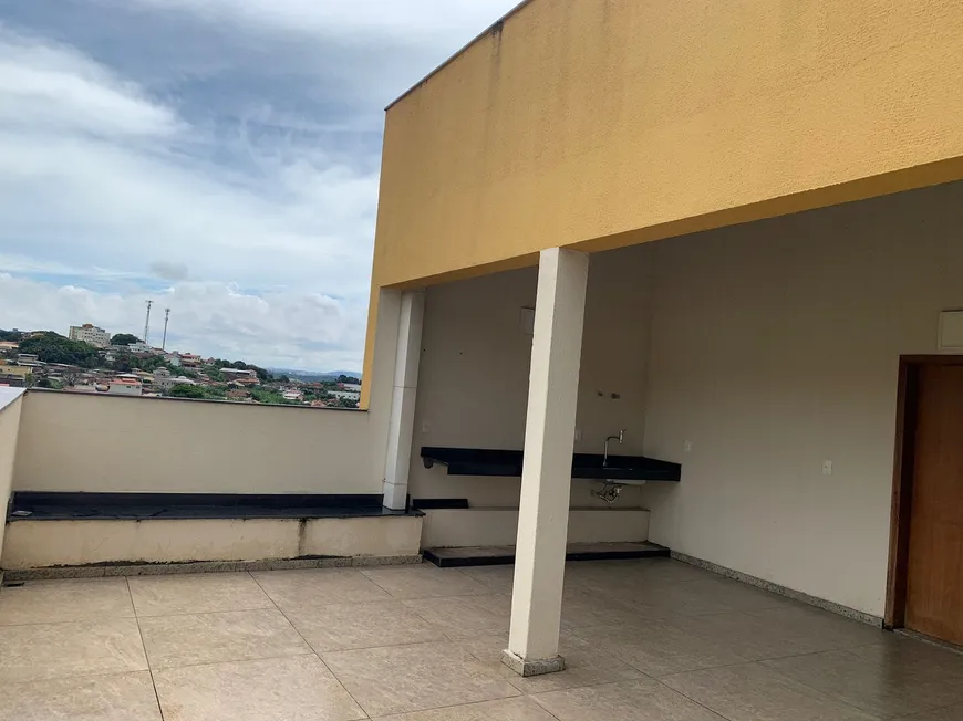 Foto 1 de Cobertura com 3 Quartos para alugar, 180m² em Centro, Santa Luzia