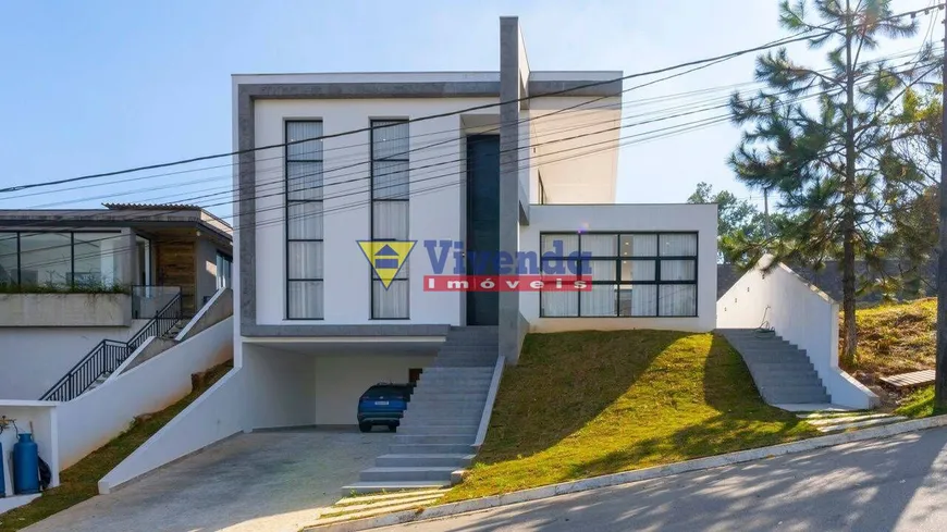 Foto 1 de Sobrado com 4 Quartos à venda, 401m² em Quintas do Ingaí, Santana de Parnaíba